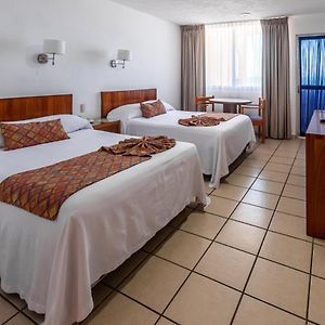Habitación Estándar con Cama King